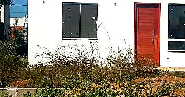 Casa com 2 Quartos e 1 Vaga em Jardins de Campos