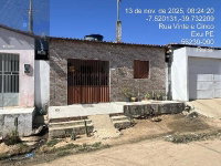 Casa com 3 quartos em Exu/PE