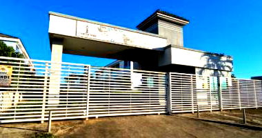 Casa sobrado 75,49m² com 2 pavimentos, ocupada