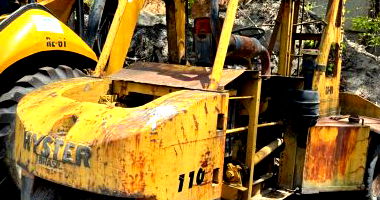 Guindaste Sobre Pneus Hyster KF - Oportunidade Única!