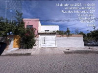 Casa com 3 quartos, 4 banheiros, 6 salas, 1 vaga, 237,5m² construída