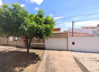 Casa com 106,48 m² - Plano Diretor Sul