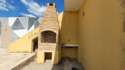 Galpão desocupado com 500 m² de área construída e terreno