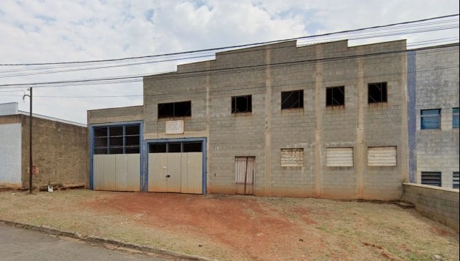 Terreno Comercial 1000 m² no Distrito Industrial III, sem benfeitorias