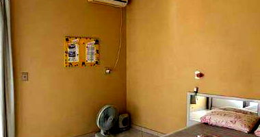 Casa com 3 quartos, 1 banheiro, 77m² construída, ocupada
