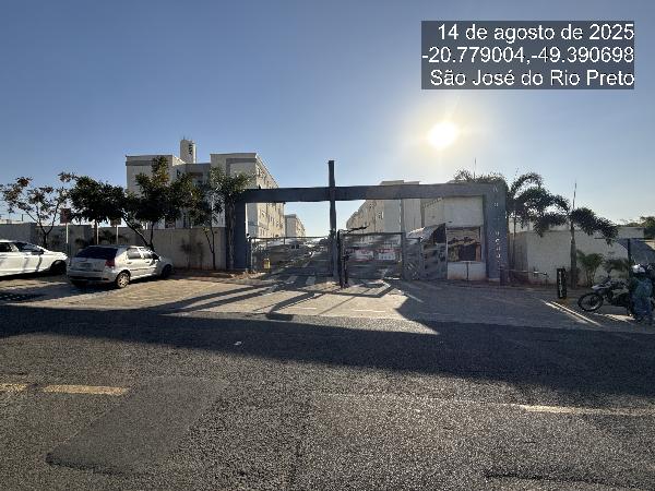 Apartamento com 2 quartos em São José do Rio Preto - SP