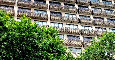 Sala Comercial Moderna em Leilão com 29m²