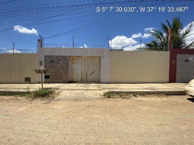 Casa com 2 quartos em Mossoró/RN