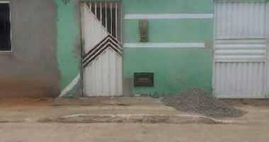 Casa com 2 quartos e 1 vaga em Iacu/BA