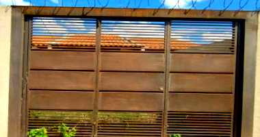 Casa com 3 quartos, 1 banheiro, 62,81m² construída, ocupada