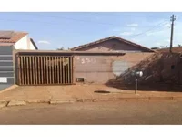 Casa em Leilão com 72m² Construída e Terreno de 250m²