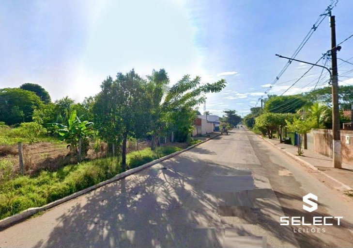 Terreno com Casa Residencial em Miranda - MS