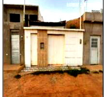 Casa com 1 banheiro, 82,5m² área privativa, terreno 126m²