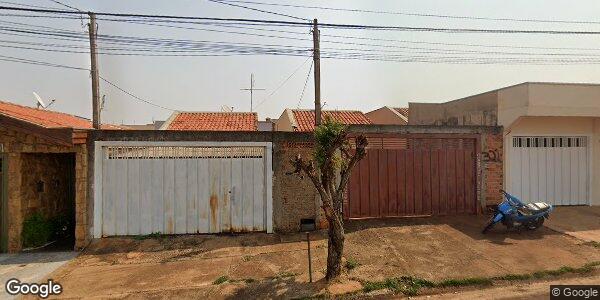 Casa com 48,20 m² de construção em terreno de 150 m²