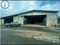 Galpões Comerciais com 2.115,15m² de área construída, ocupados