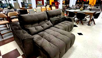 Sofá Dinamarca 2 Lugares, 2,74m, ótimo estado