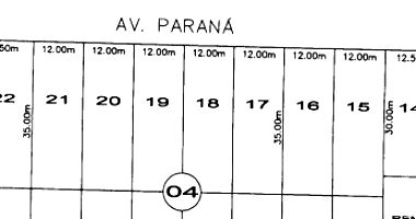 Terreno Urbano com Casa de Madeira no Centro