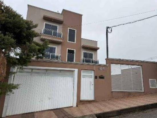 Apartamento com 2 Vagas em Pouso Alegre - MG