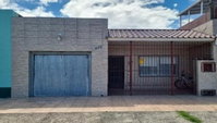 Casa em terreno de 180m² com 2 dormitórios e 1 banheiro em Miguel de Castro Moreira