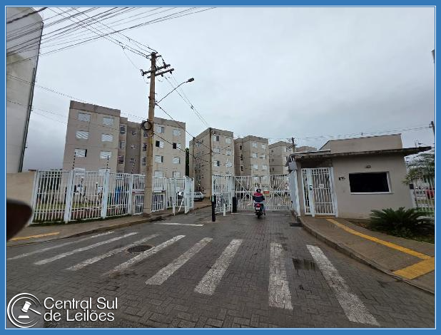 Apartamento em Guarujá com 2 quartos e 45m² de área privativa