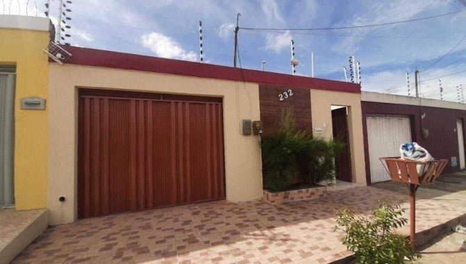 Casa 3 quartos, 3 banheiros, 90m² - Aeroporto - Juazeiro do Norte