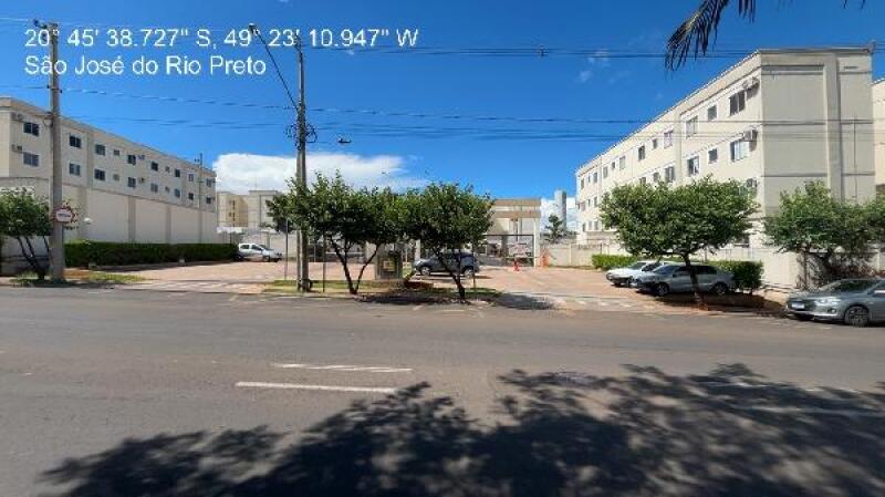 Apartamento com 2 quartos, 1 vaga, 39,3 m² -