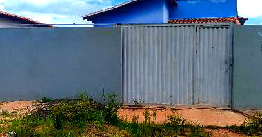 Casa com 2 quartos e 52,4m²