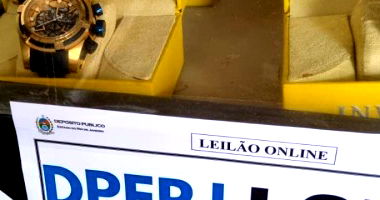 Lote de Materiais com 4 Relógios - Oportunidade Única!