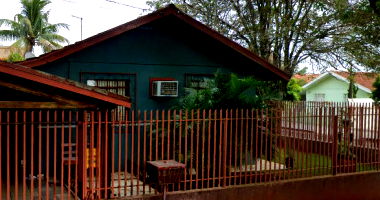 Casa com 2 Quartos e Garagem em Toledo/PR