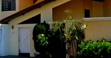 Imóvel Residencial com 4 Dormitórios, Piscina e Sauna