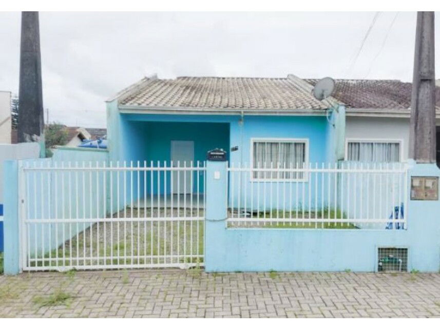 Casa Ocupada com 150m² de Terreno e 67,65m² Construídos
