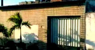 Casa com 160m² de terreno e 148,48m² construída