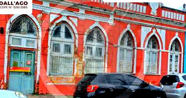 Casa com 304,27m², 1 banheiro, ocupada