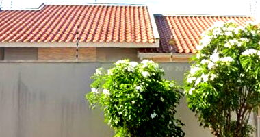 Casa com 3 quartos, 2 banheiros, 1 vaga, 160,97m² construída, imóvel ocupado