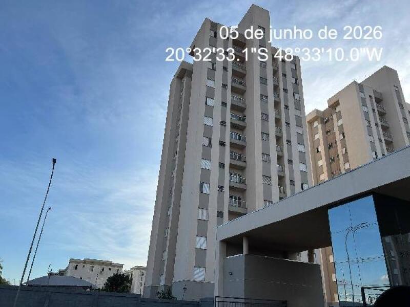 Apartamento 2 Quartos com Vaga no Portal Quinta das Macieiras