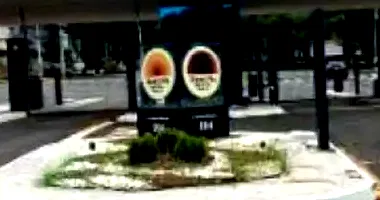 Casa com 3 quartos, 2 banheiros, 1 vaga, 141m² construída, imóvel ocupado