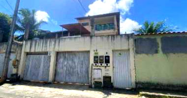Casa Ocupada com 3 Quartos e 1 Banheiro em Salvador