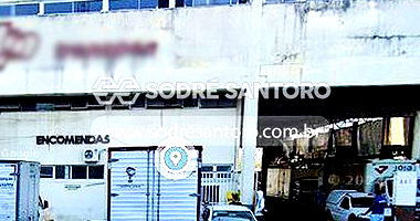 Prédio comercial amplo com terreno de 4.092m², desocupado