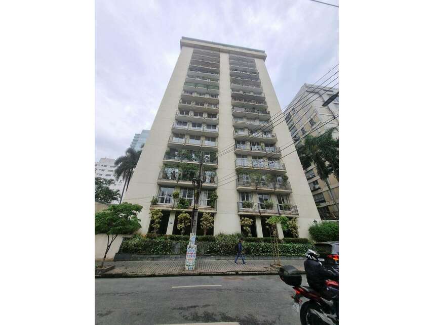 Apartamento Luxuoso em Leilão - Cerqueira César