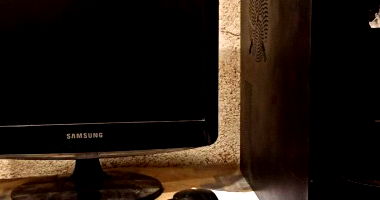Computador Completo com Monitor e Acessórios em Leilão