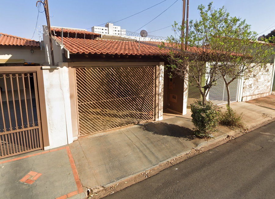 Prédio residencial com 3 quartos, 1 banheiro, 1 vaga, 94.94m² construída