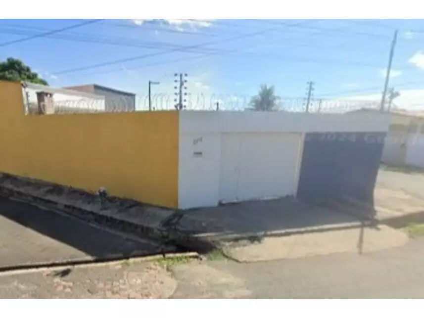 Casa Ocupada com 1 Vaga em Timon/MA
