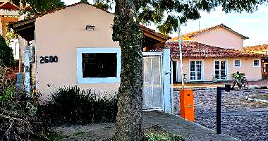 Casa com 2 Quartos e 78,98 m² Privativos