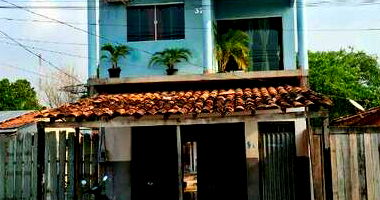 Casa padrão ocupada com 1 vaga e 140m² construída
