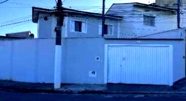 Casa Ocupada com 75m² Construída em Itaquaquecetuba