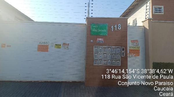 Apartamento com 2 Quartos e 1 Vaga em Caucaia