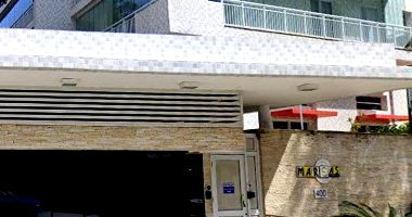 Apartamento com 2 vagas em Guarujá/SP