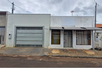 Casa com 141,88 m², 2 quartos, 1 banheiro, ocupada