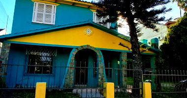 Sobrado com 166m² e Terreno com 1.306,80m² no Centro