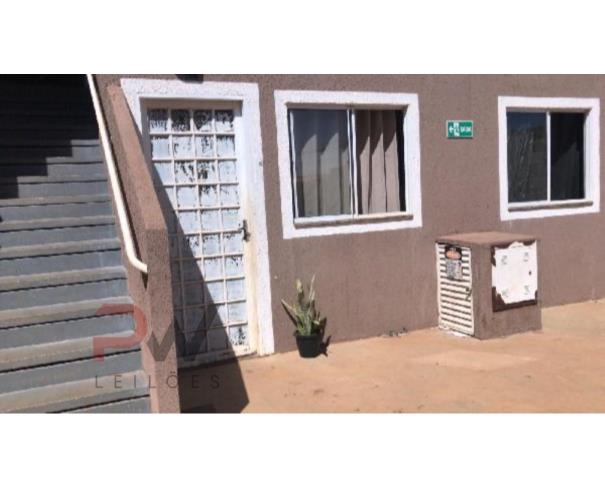 Apartamento com 2 quartos em Águas Lindas de Goiás